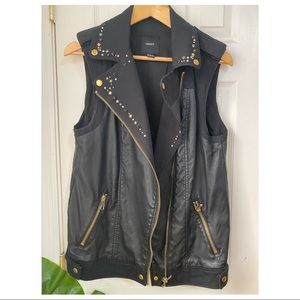 Vest synthetic leather